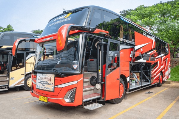 Global Transport, Pilihan Tepat untuk Sewa Bus di Jogja Bersama Rombongan
