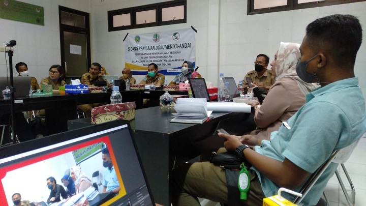 Sidang Penilaian Donkumen KA-ANDAL Pengembangan Pembangunan Sekolah SD-SMP Terpadu Unggulan Desa Sesayap Selor