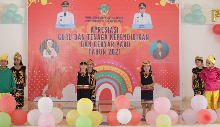 Pembukaan Apresiasi Guru dan Tenaga Kependidikan dan Gebyar PAUD