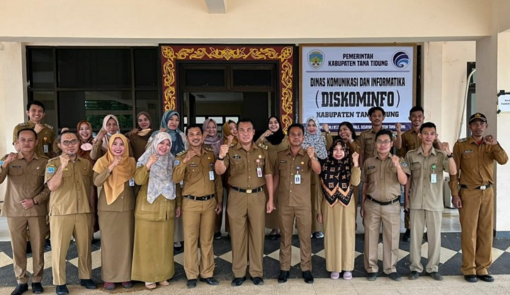 Kegiatan Apel Pagi Dinas Komunikasi dan Informatika