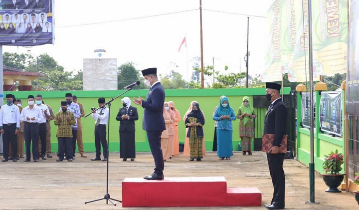 Upacara Peringatan Hari Amal Bhakti Ke-76 Kementrian Agama RI