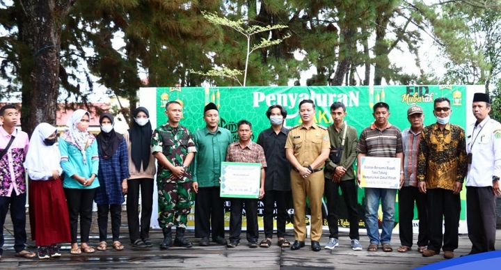 Pendistribusian Dana Zakat Fitrah Oleh Badan Zakat Nasional (BAZNAS)