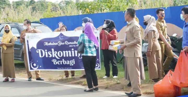 Diskominfo Berbagi