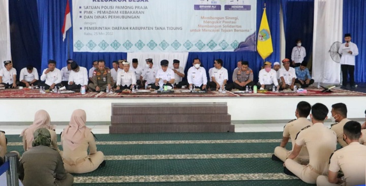 Halal Bi Halal Keluarga Besar Satpol PP, PMK-Pemadam Kebakaran, dan Dinas Perhubungan