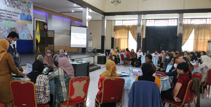 Penutupan Pelatihan Keterampilan Literasi Untuk Pengelolaan Taman Baca Masyarakat (TBM)