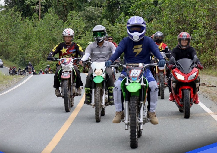 Road Trip Bareng Bupati Ke Gunung Rian
