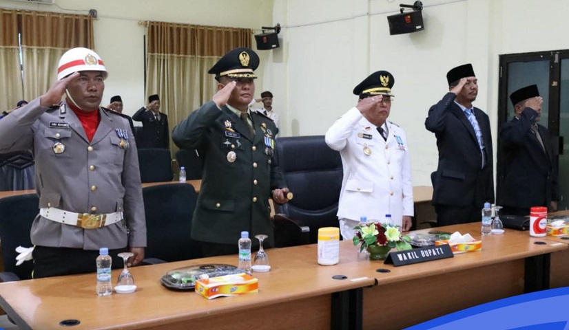 Menyaksikan Upacara Penurunan Bendera Tingkat Nasional Secara Virtual
