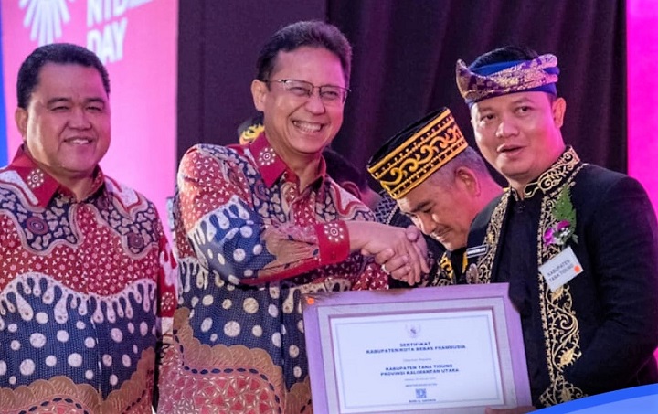Bupati Tana Tidung Terima Penghargaan