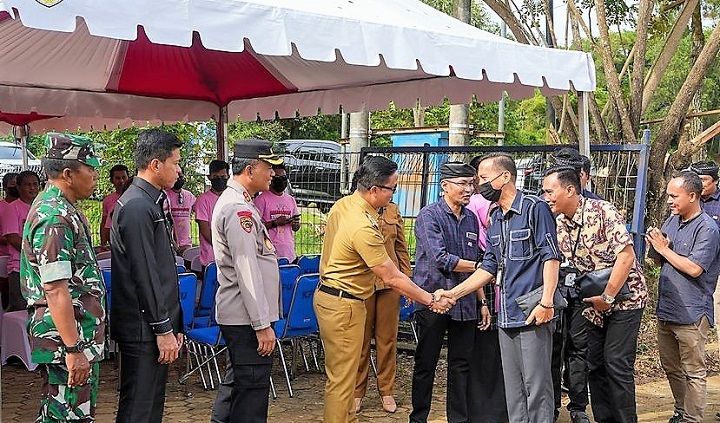 Serah Terima Kirab Pemilu 2024 Kabupaten Tana Tidung