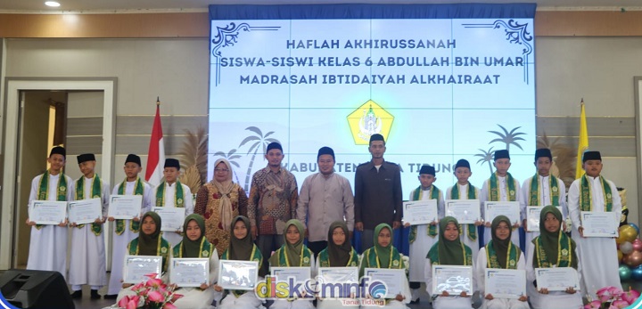 Pelepasan Siswa-siswi Madrasah Ibtidaiyah Alkhairaat