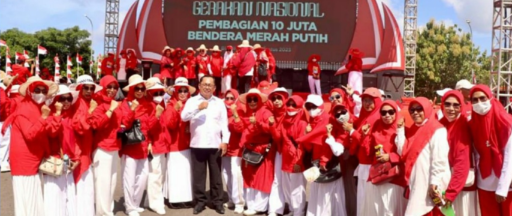Gerakan Nasional Pembagian 10 Juta Bendera Merah Putih