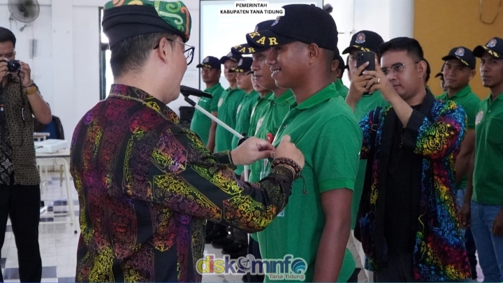 Pengukuhkan Anggota Relawan Kebakaran Tana Tidung