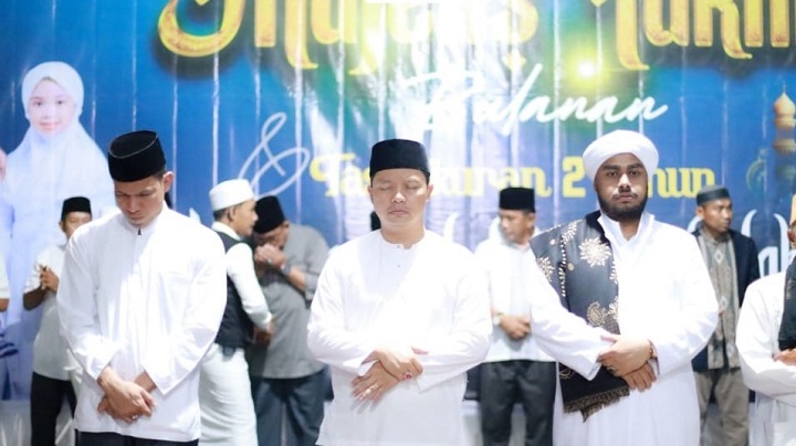 Majelis Ta'lim Bulanan Bersama Penceramah Al Habib Achmad Bin Abu Bakar Assegaf dan Tasyakuran 2 Tahun Muhammad Jindan Habibi