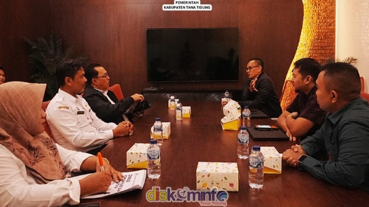 Kunjungan kerja Wakil Bupati ke PT. Telkomsel dan Direktorat Jenderal