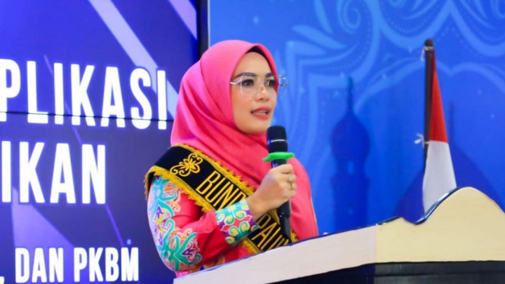 Pelatihan Penggunaan Aplikasi Pendidikan