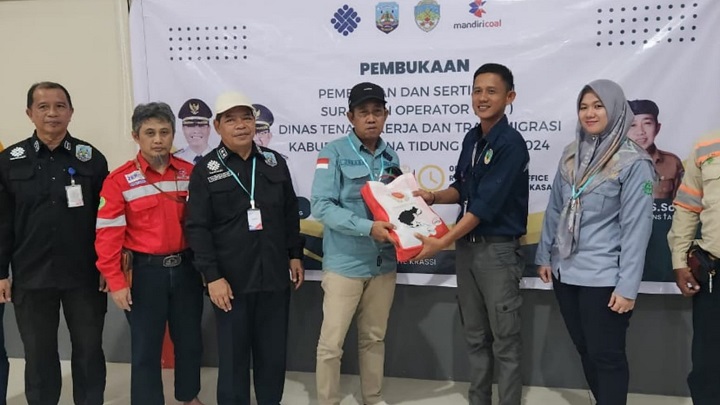 Kegiatan PEMBINAAN DAN SERTIFIKASI SURAT IJIN OPERATOR ( SIO)