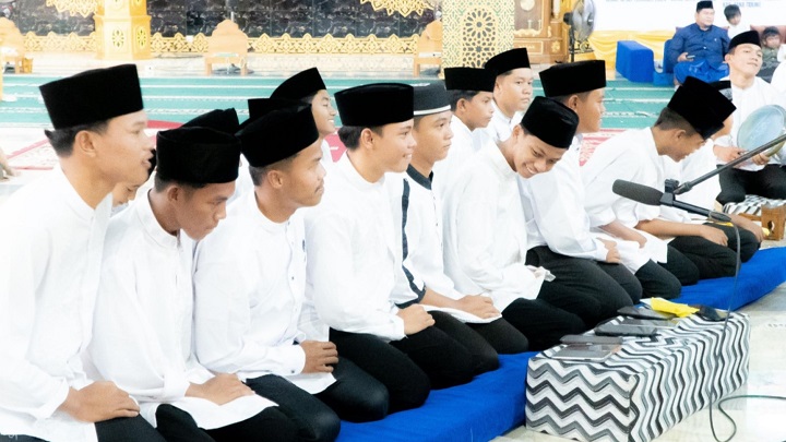 Peringatan Maulid Nabi Muhammad SAW 1446 H,  Tasmiyah Massal dan Berudhod
