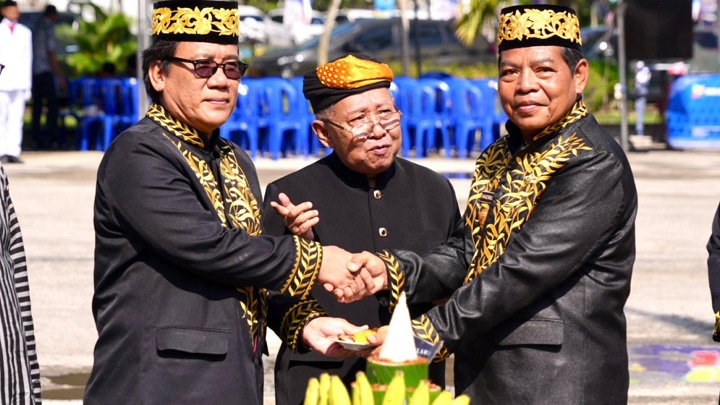 Pjs Bupati Tana Tidung Hadiri Upacara Peringatan HUT Kota Tanjung Selor dan Kabupaten Bulungan