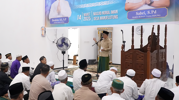 Safari Ramadhan di Masjid Nur Iman Desa Menjelutung