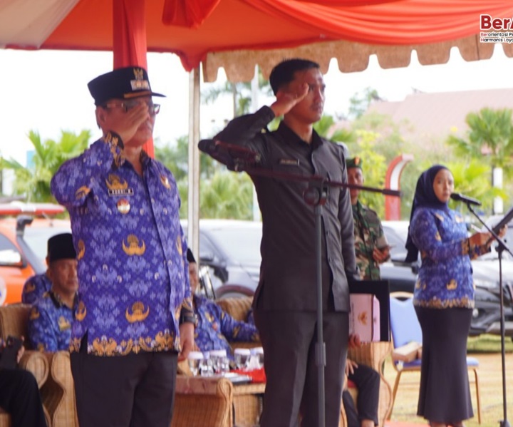Upacara Hari Otonomi Daerah dan Hari Pendidikan Nasional