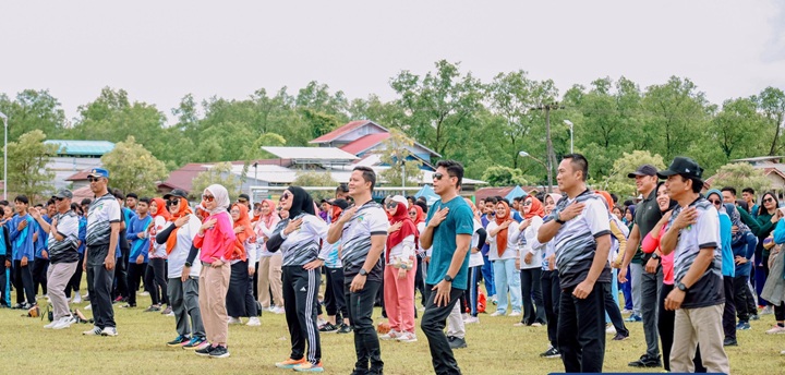 Bupati Tana Tidung Melaksanakan Kegiatan Senam Bersama dan Membuka Acara Kegiatan Kejuaraan  Kelompok Umur Tahun 2025