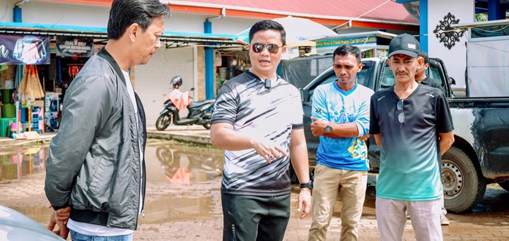 Bupati Tana Tidung Melakukan Sidak Pasar Imbayud Taka bersama Disperindakop Kabupaten Tana Tidung