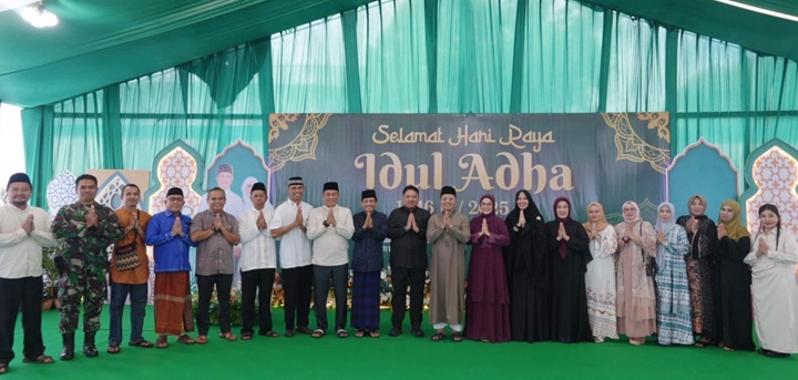 Open House Hari Pertama Idhul Adha 1446 H Di Kediaman Bupati Tana Tidung