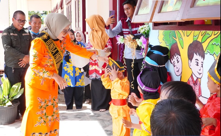 Kegiatan Paud Holistik Integratif Melalui Gemarikan (Gemar Memasyarakatkan Makan Ikan)