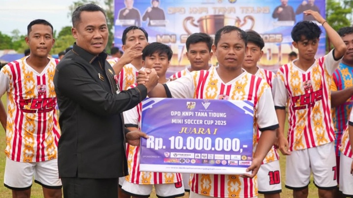 Penutupan Mini Soccer Cup 2025 Champion Momentum Sportivitas dan Sem