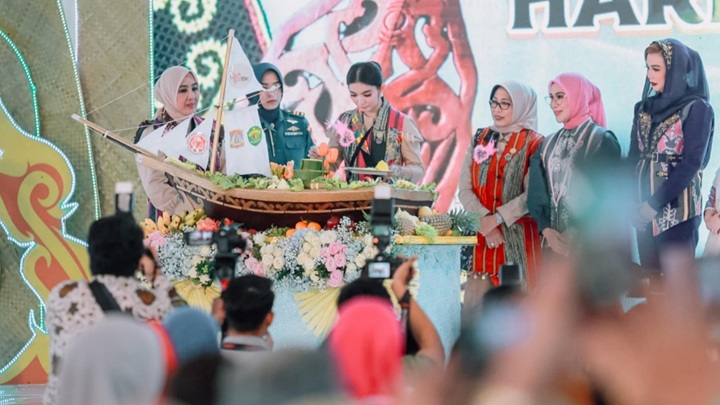 Puncak Peringatan HUT ke-45 DEKRANAS: Selvi Ananda Gibran Ajak Pengurus Dekranasda Aktif Membina Perajin Lokal Balikpapan, 9 Juli 2025