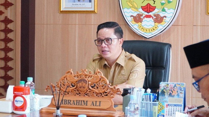 Bupati Tana Tidung Pimpin Rapat Pembahasan Anggaran TA 2026: Fokus pada Efisiensi dan Prioritas Pembangunan