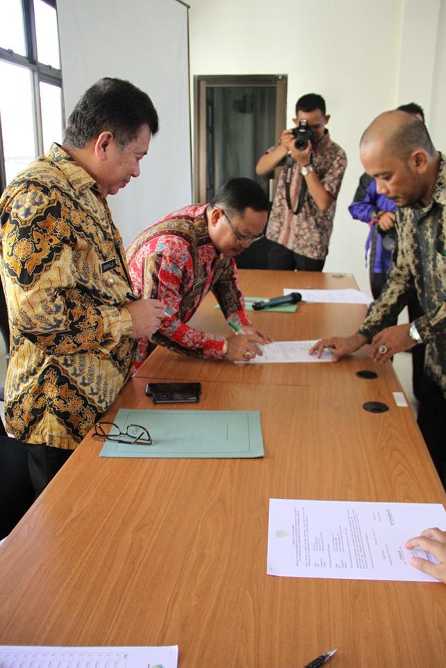 Penandatanganan Komitmen Kepala OPD