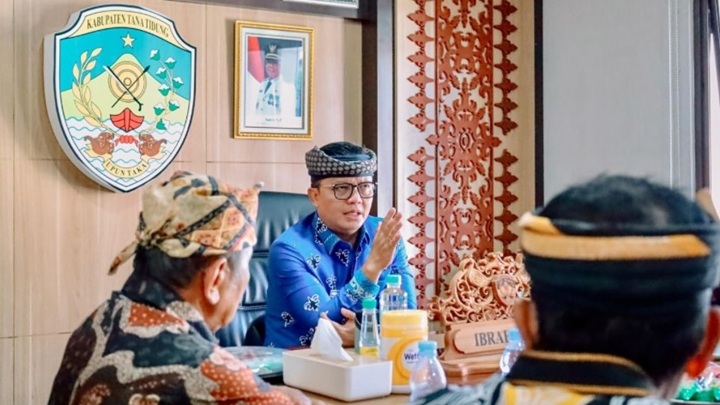 Bupati dan Wakil Bupati Tana Tidung Terima Kunjungan Silaturahmi Lembaga Adat Dayak Bulusu
