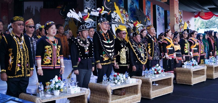 Pagelaran Seni dan Budaya Adat Belusu di Kabupaten Malinau