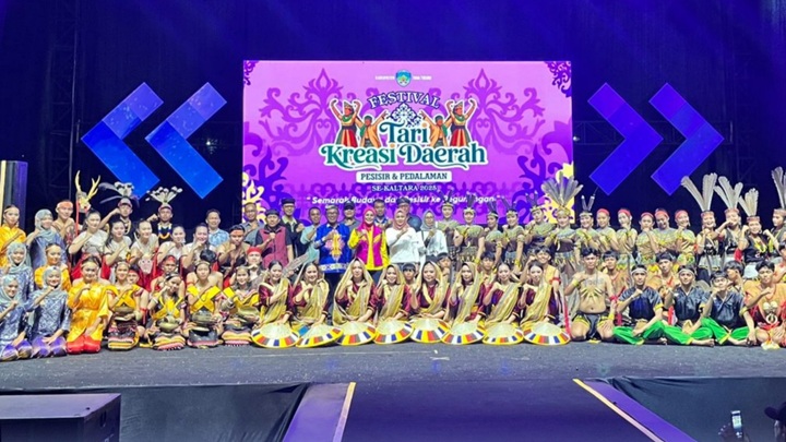 Festival Tari Kreasi Daerah Pesisir dan Pedalaman Kaltara 2025 Masih Berlangsung Meriah