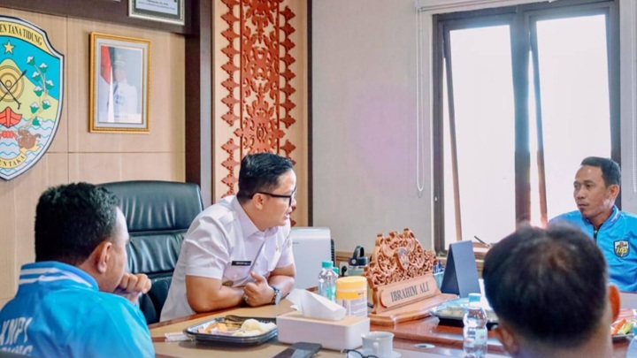 Bupati Tana Tidung Terima Kunjungan dan Silaturahmi KNPI Tana Tidung