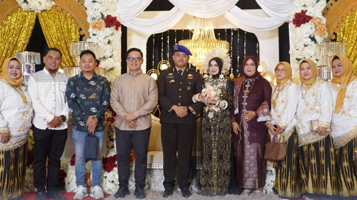 Bupati Tana Tidung Hadiri Resepsi Pernikahan Indra dan Mishel di Kabupaten Nunukan