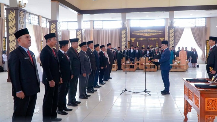 Bupati Tana Tidung Lantik 11 Pejabat Pimpinan Tinggi Pratama di Pendopo Djaparuddin