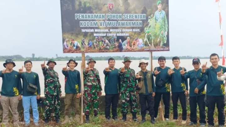 Penanaman Pohon Serentak Kodam VI Mulawarman Perkuat Kepedulian Lingkungan