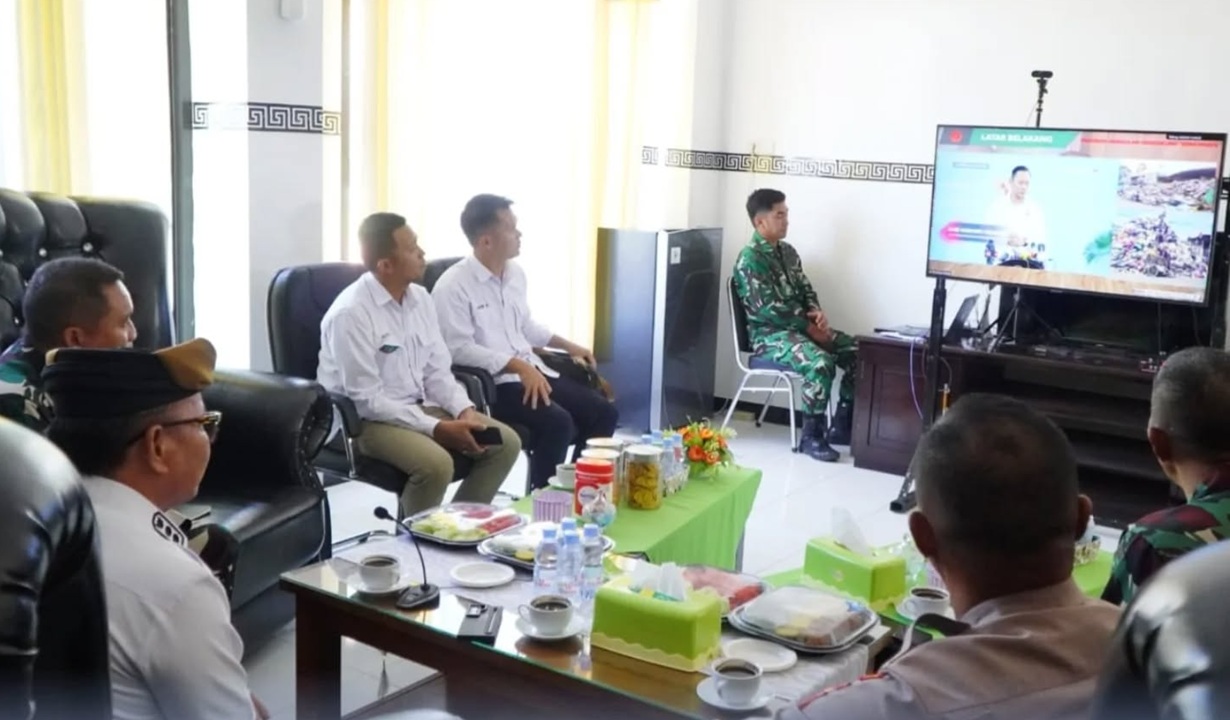 Sosialisasi Gerakan Lingkungan Bebas Sampah secara virtual melalui video conference