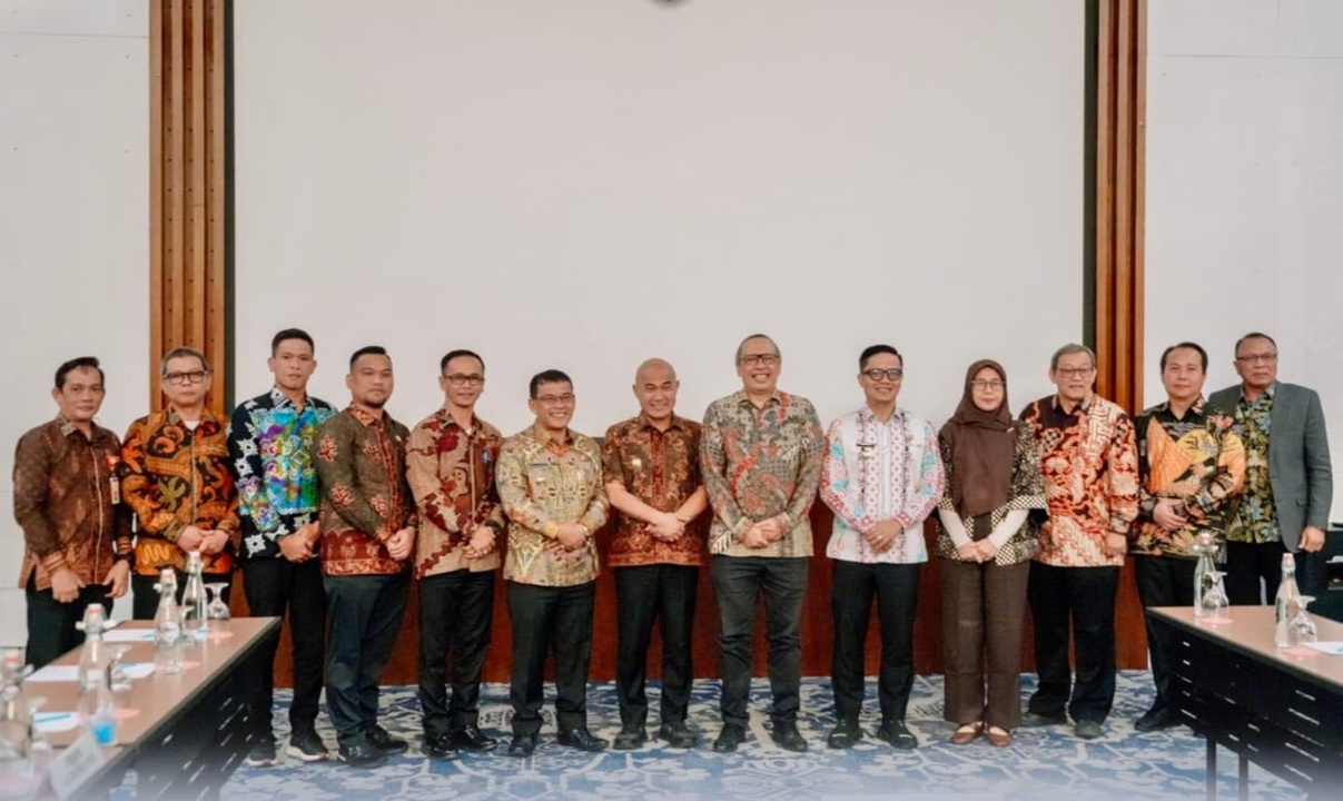 Rapat Koordinasi Lintas Sektor KementerianLembaga dalam rangka pembahasan Rancangan Peraturan Kepala Daerah tentang Rencana Detail Tata Ruang (RDTR) Kawasan Perkotaan Tideng Pale