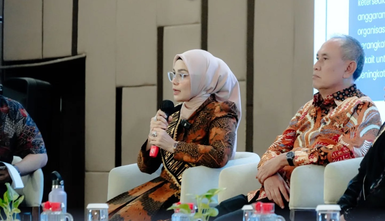 Gelar Wicara bertajuk Belajar dari Sesama Praktik Baik Penguatan Literasi dari Berbagai Provinsi di Indonesia untuk Memperkuat Ekosistem Pendidikan di NTT