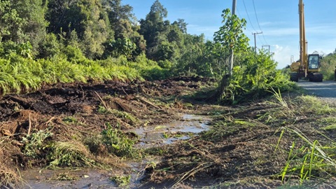 Dinas PUPR Tana Tidung Lakukan Normalisasi Kanal dan Penataan Drainase untuk Jaga Infrastruktur Jalan