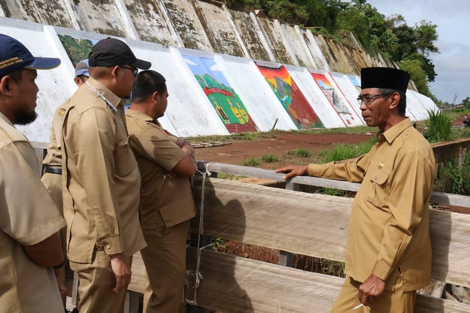 Pemda Tinjau lokasi PKL di Desa Sedulun