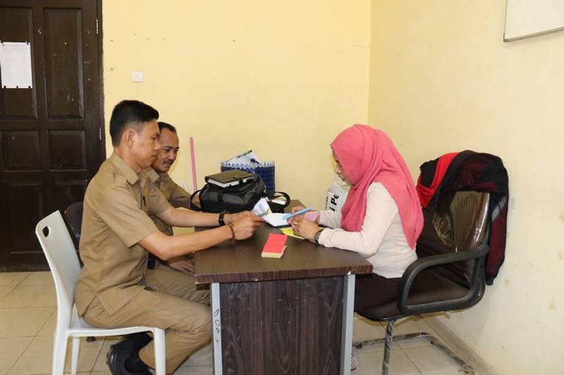 Taati Peraturan Kepala DLHP Bayar Retribusi sampah