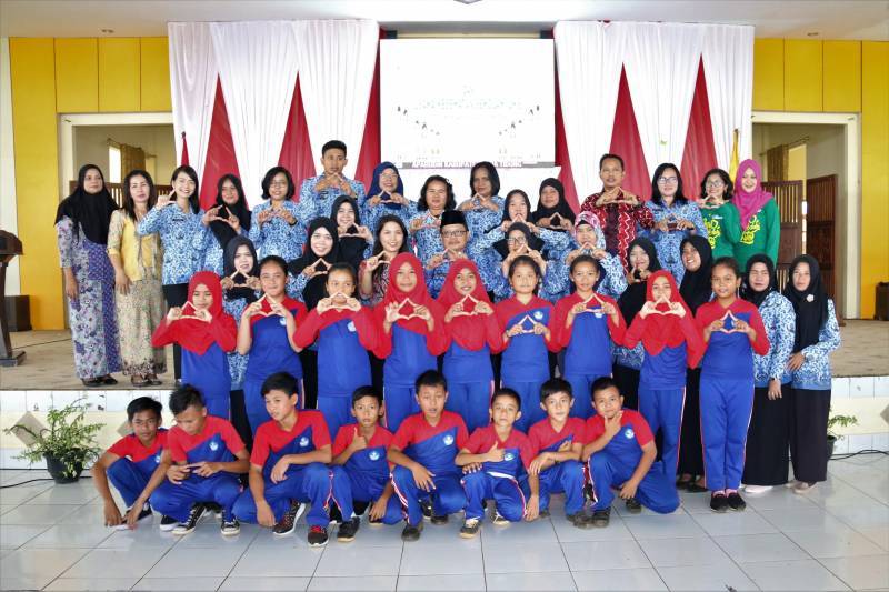 Sosialisasi PHBS ditatanan sekolah dan Upaya Kesehatan Sekolah (UKS)