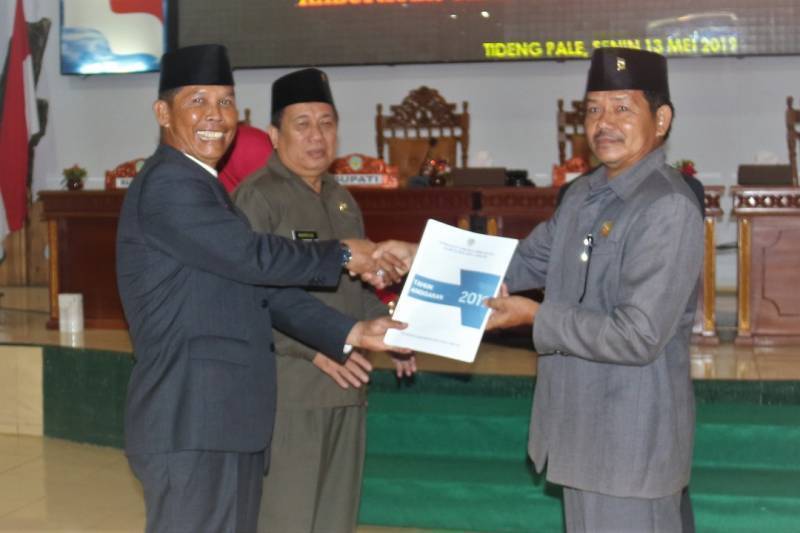 Rapat Paripurna V Masa Sidang II Tahun 2019 Penyampaian KUPA PPAS Kabupaten Tana Tidung TA 2019