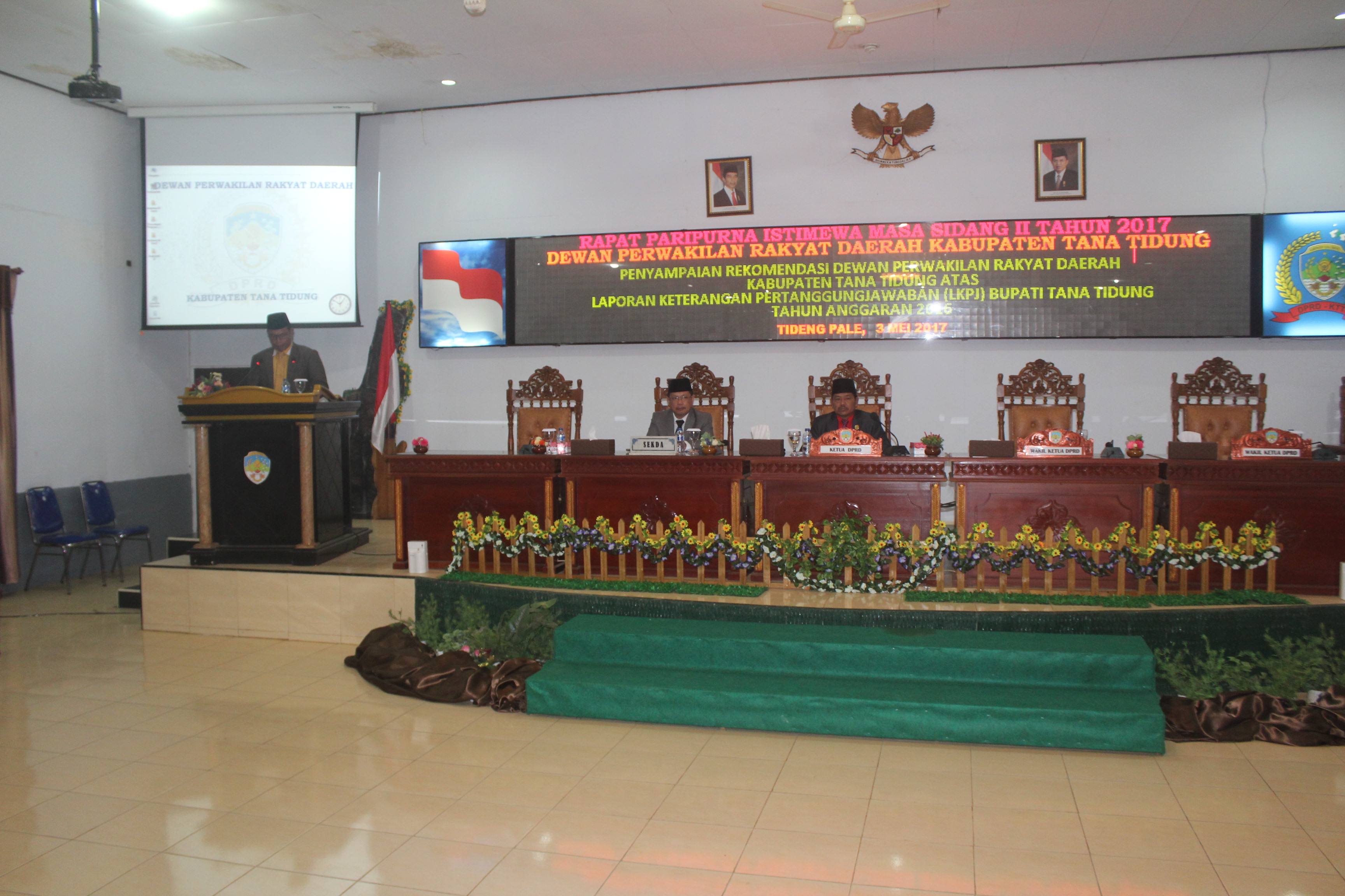 Rapat Paripurna Istimewa Masa Sidang II Tahun 2017