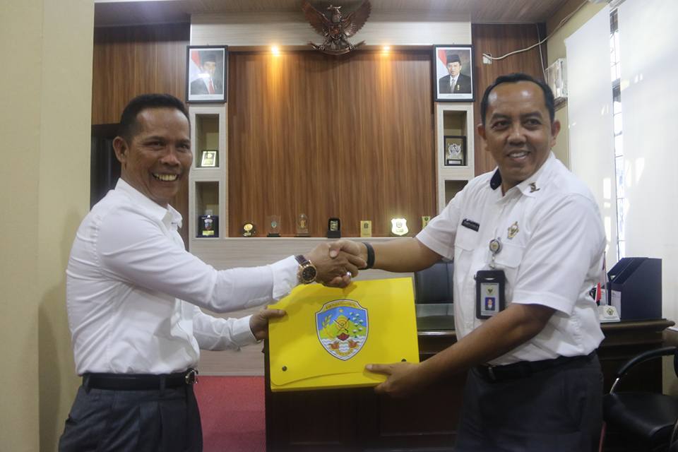 Penyerahan LKPD Tahun 2016